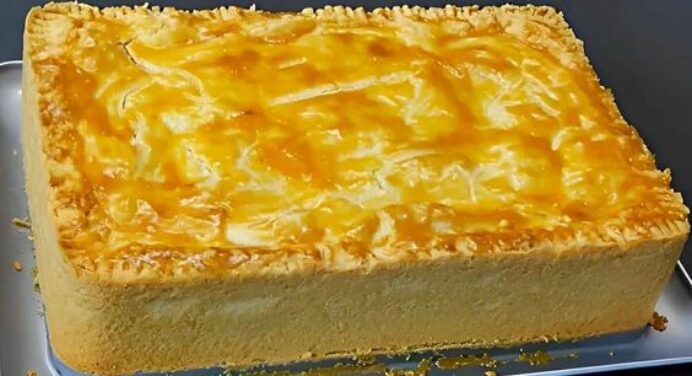 Empadão Perfeito: Sabor e Conforto em Cada Mordida!