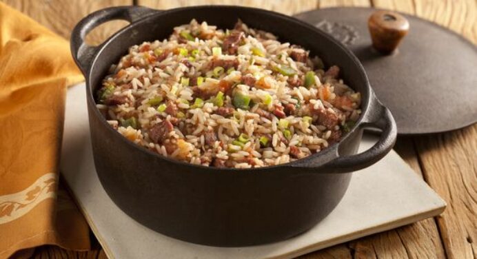 Arroz de Carreteiro: Receita Rápida e Saborosa em 30 Minutos