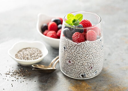 Pudim de Chia com Frutas Vermelhas